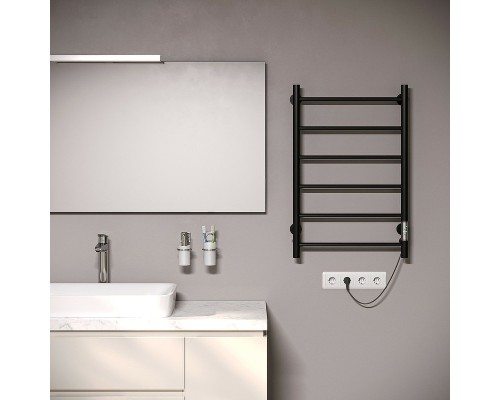 Электрический полотенцесушитель Aringa Честер 80x50 AR03015BL Черный
