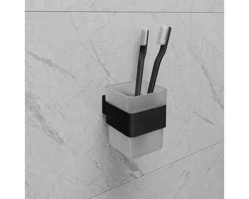 Стакан для зубных щеток Lemark Smooth Line Черный матовый