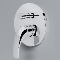 Смеситель для ванны и душа, монтируемый в стену