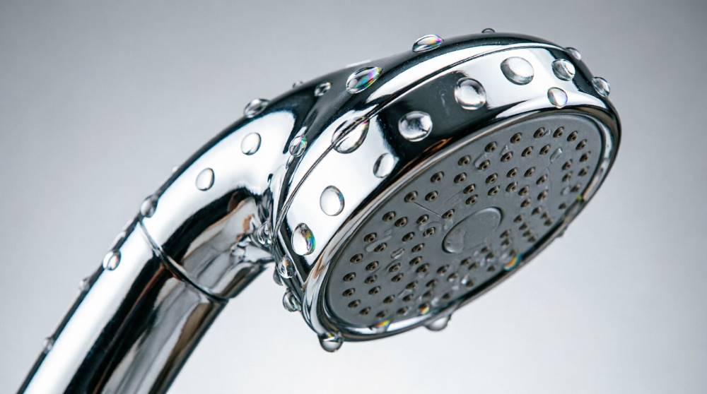 Металлическая душевая лейка с хромированным покрытием